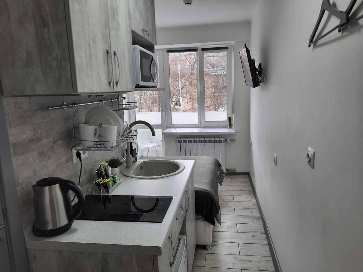 Посуточно Мини-Студия Метро Дорогожичи Киев Exterior foto